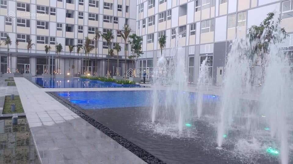 Cho thuê căn hộ 2 phòng ngủ citi soho, có máy lạnh, máy nước nóng. giá rẻ.