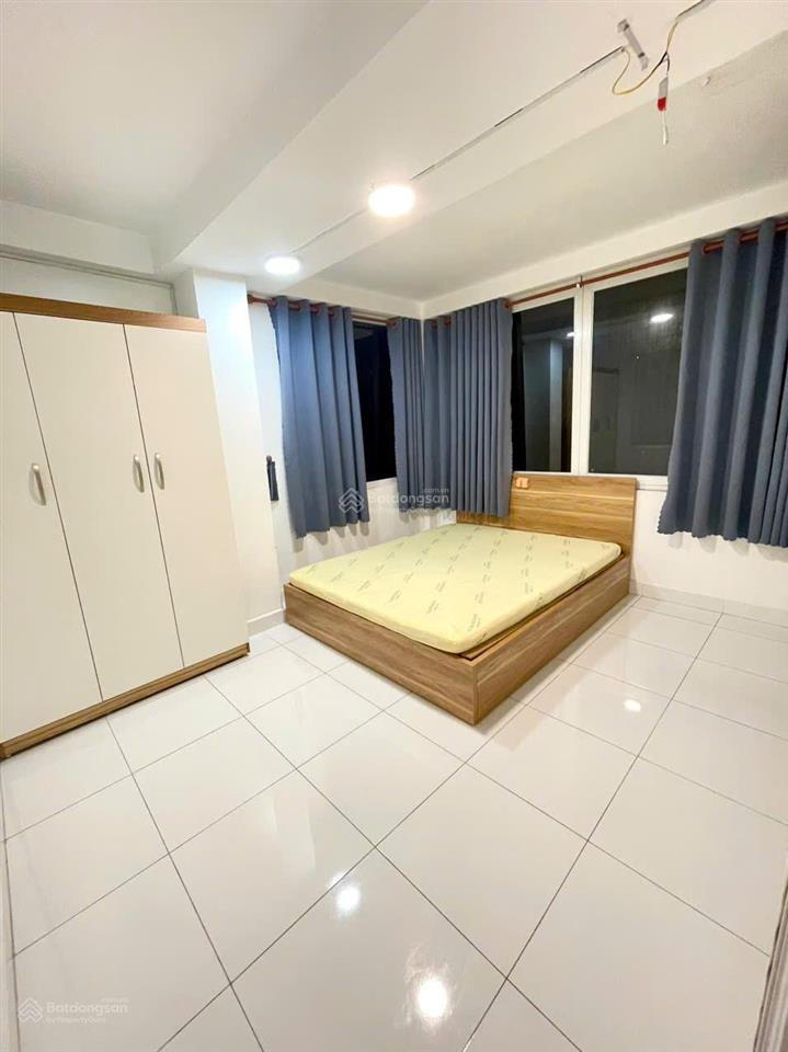 Cho thuê căn hộ dịch vụ  loại 1 phòng ngủ tách bếp, máy giặt riêng trong phòng.