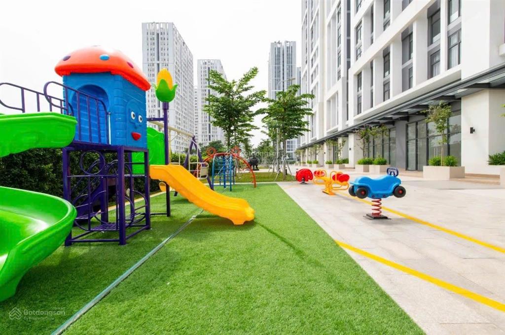 Cho thuê căn hộ citi esto, căn 2 phòng ngủ, có máy lạnh + máy giặt, giá rẻ