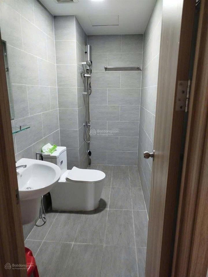 Cho thuê căn hộ citi esto, căn 2 phòng ngủ, có máy lạnh + máy giặt, giá rẻ