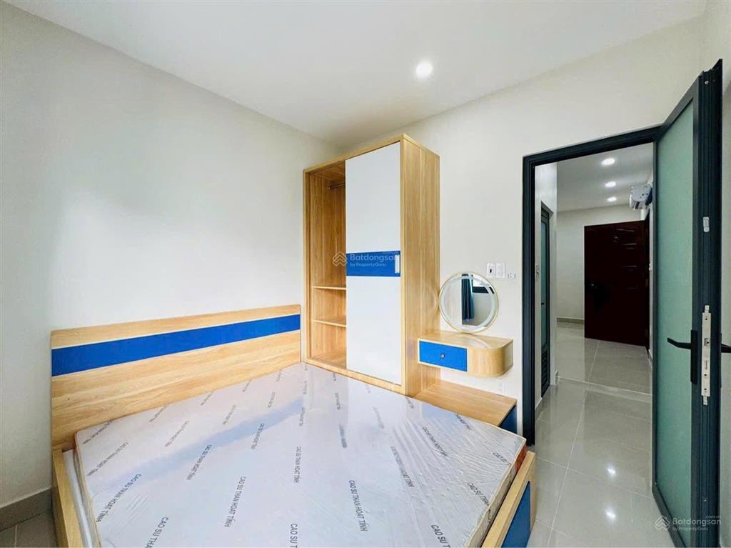 Cho thuê căn hộ lô 1 phòng ngủ tách rời bếp. gần đh công nghệ umt, cát lái.
