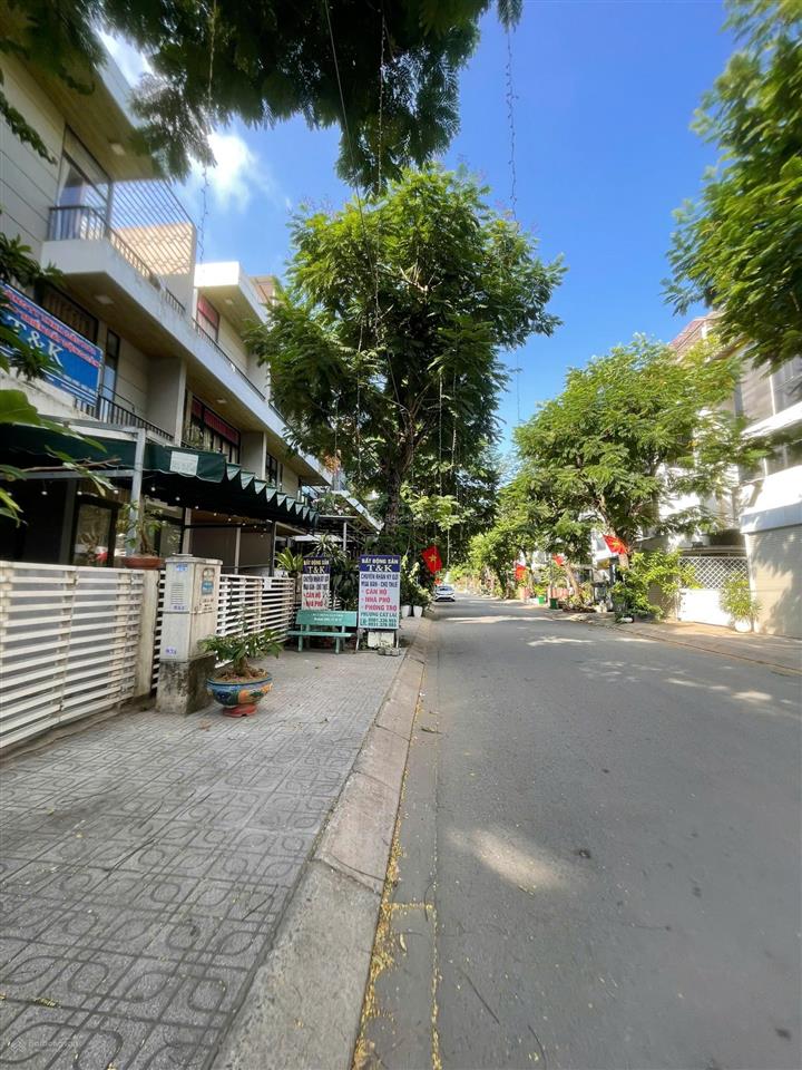 Chuyển nhượng lô đất sổ hồng chính chủ tại phường cát lái, gần cảng, gần toà án nd tối cao