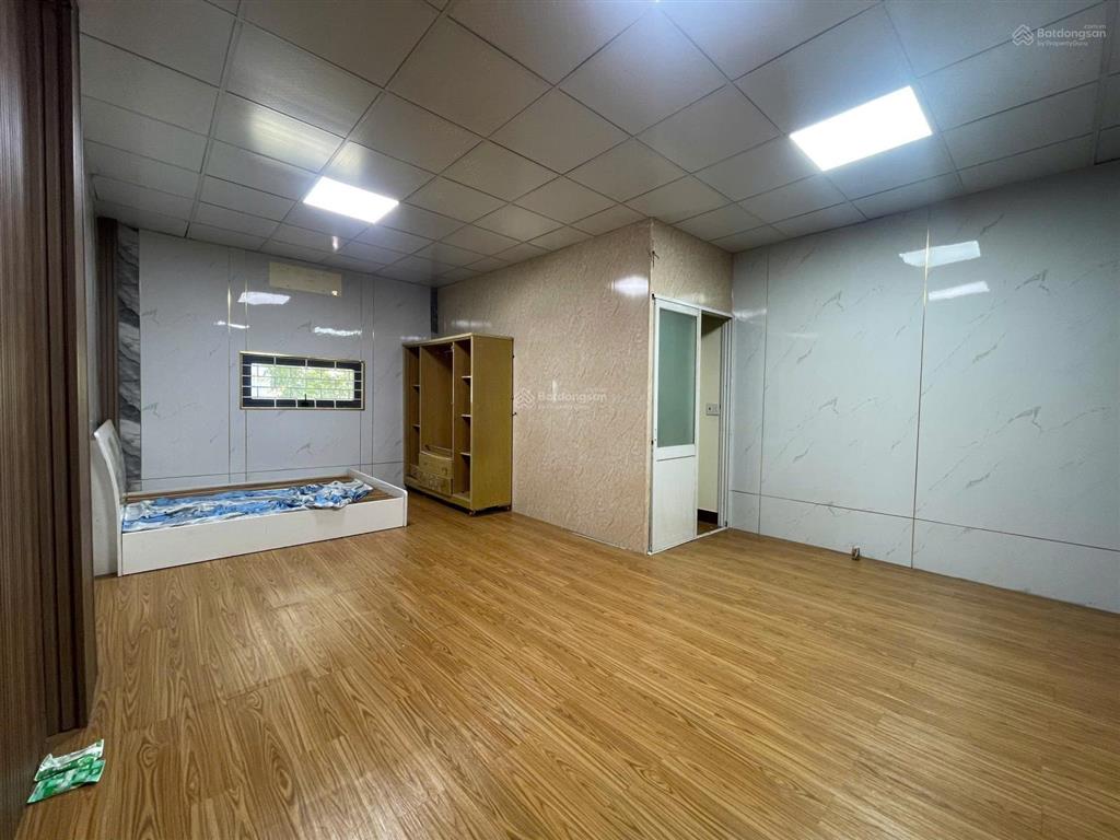 Cho thuê nhà nguyên căn mặt tiền đường đối diện cổng c, cảng cát lái. phù hợp kinh doanh