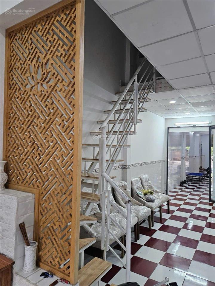 Cho thuê nhà nguyên căn mặt tiền đường đối diện cổng c, cảng cát lái. phù hợp kinh doanh