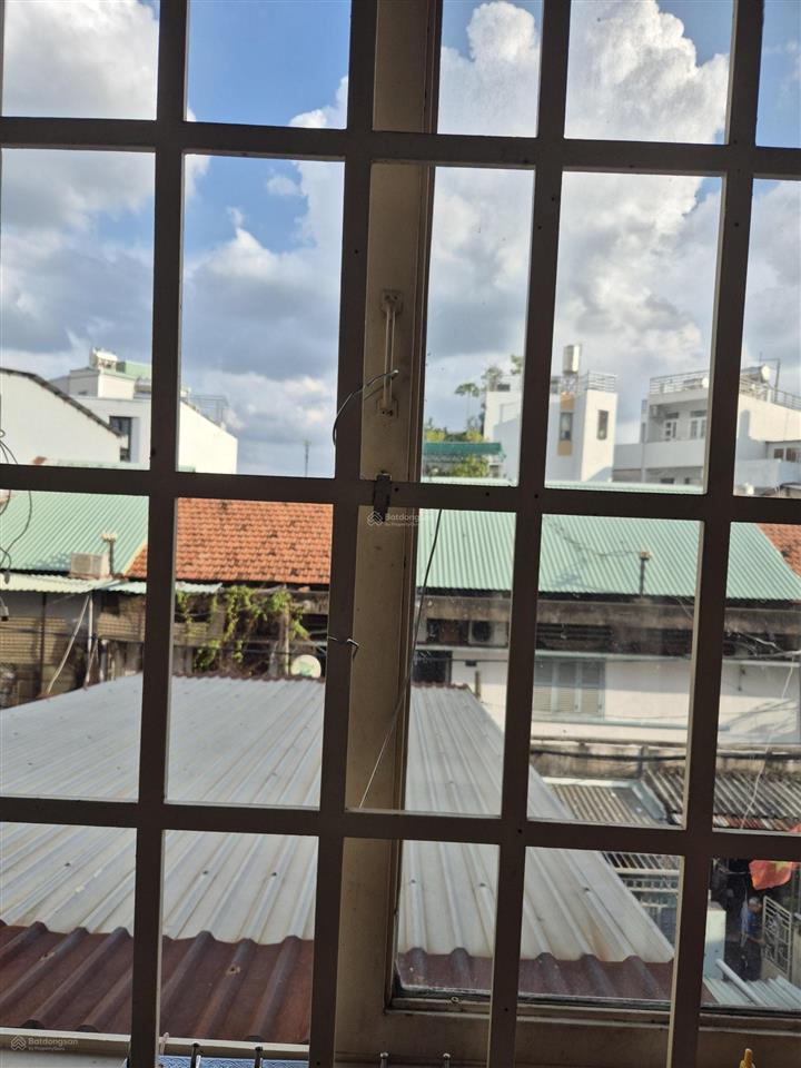 Phòng lầu 2 nguyễn xí, p26, bình thạnh