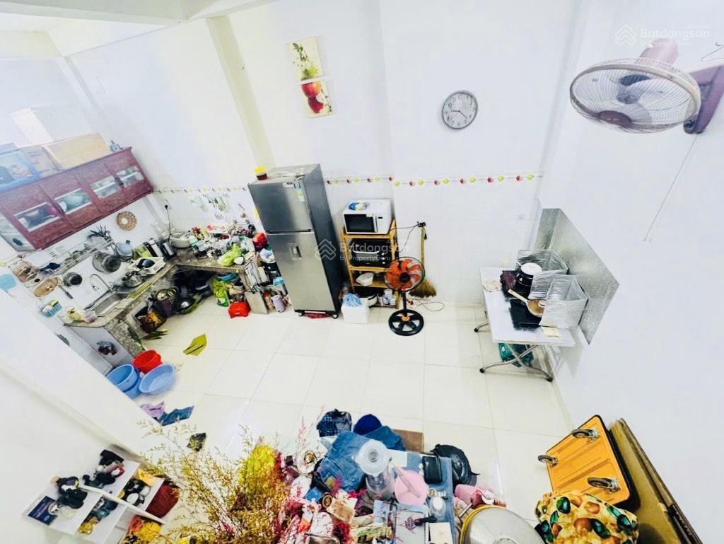 Hẻm ô tô nhỏ  46m2  sát hẻm xe tải  thông pham văn trị  gần mặt tiền  sát kênh xuyên tâm