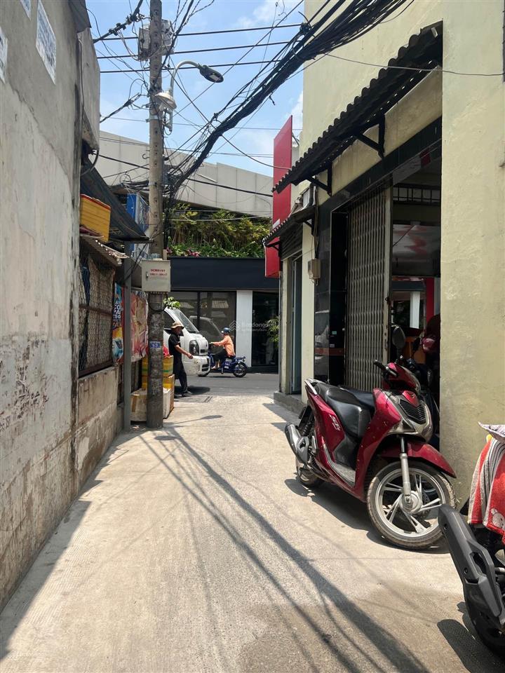 5,8tỷ mt kd 35m2 ngay nguyễn văn luông sát bv bình phú