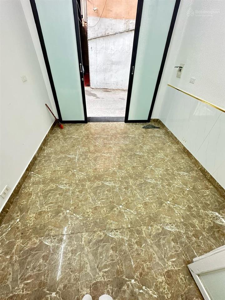 Bán nhà thông phong25mngõ oto tránhsdcc