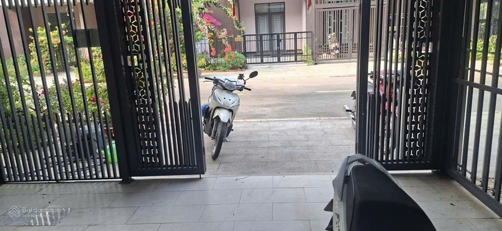 Cho thuê biệt thự phúc an city full nội thất 12tr/tháng