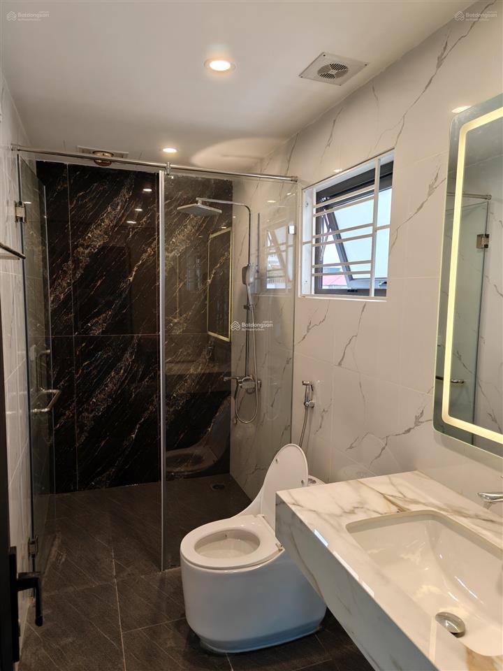 Hàng hiếm quan hoa 59m2  oto đỗ cửa  mt 5m giá siêu tốt cho khách nhiệt tình