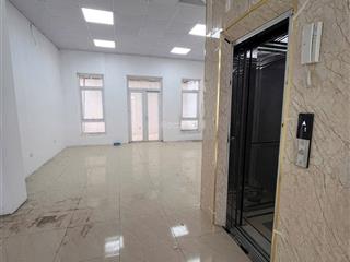 Cho thuê căn liền kề mặt đường lê quang đạo, hoàn thiện đẹp giá 45 triệu/ tháng