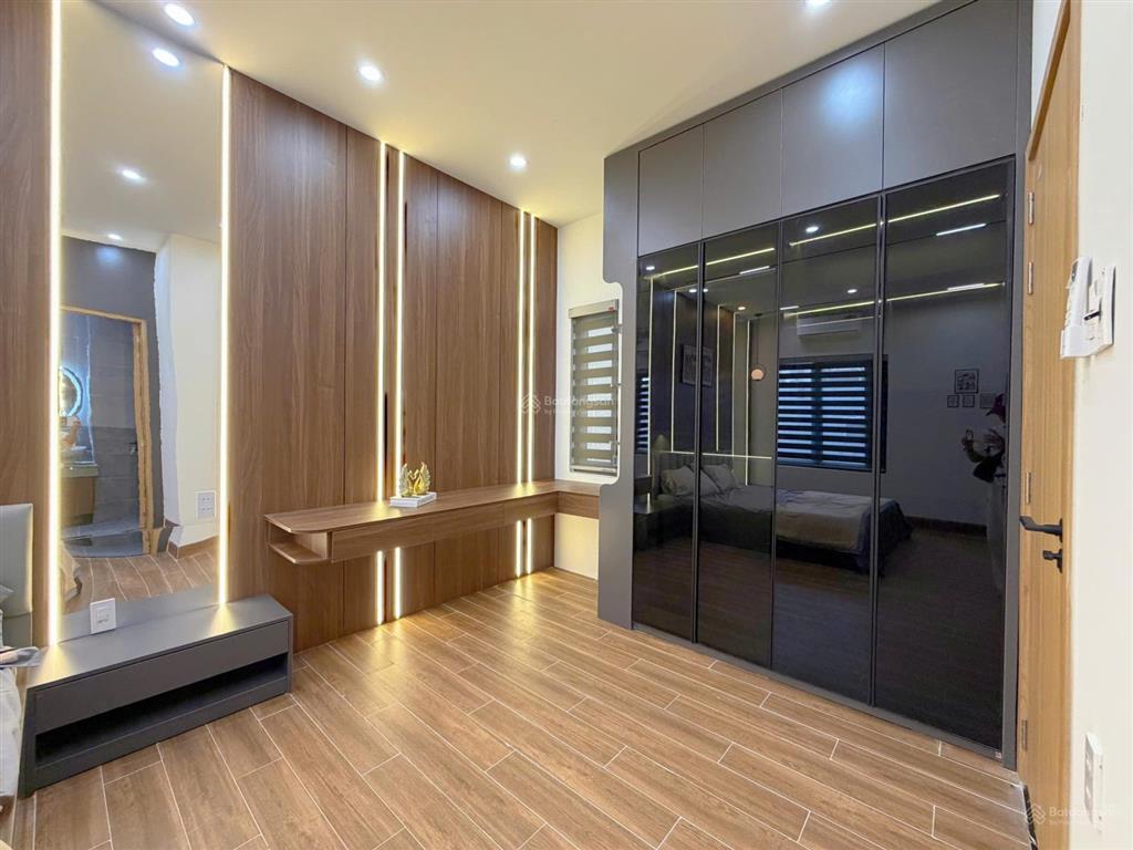 Cho thuê nhà nguyên căn hòa minh  liên chiểu  3 tầng full nội thất cao cấp  25 triệu/tháng