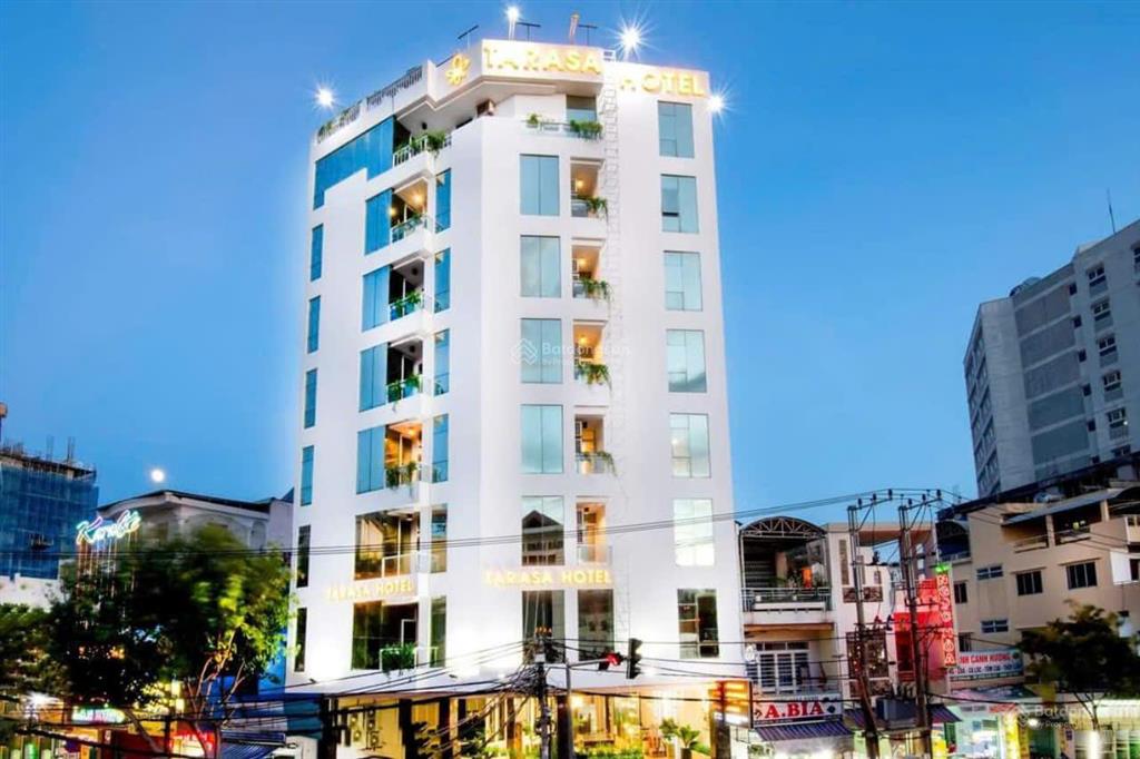 Chính chủ bán khách sạn mặt tiền đống đa, hải châu, đà nẵng  diện tích 240m
