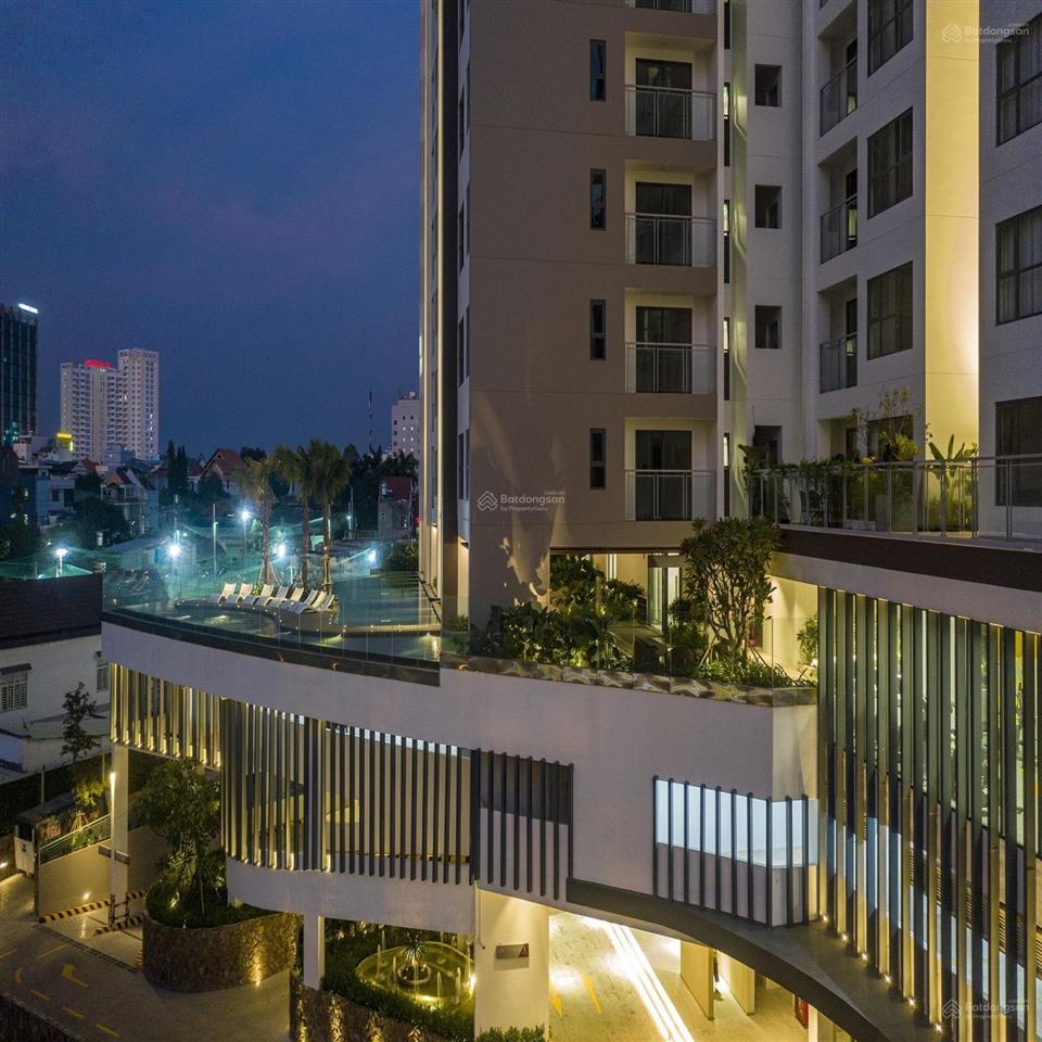 Giảm giá chính chủ cần bán gấp căn 2pn lớn 87m2. ban công rộng. tầng trung đẹp. view toàn tp.tdm