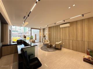 Tòa nhà mặt tiền ung văn khiêm hầm + 8 tầng dòng tiền 200tr/tháng