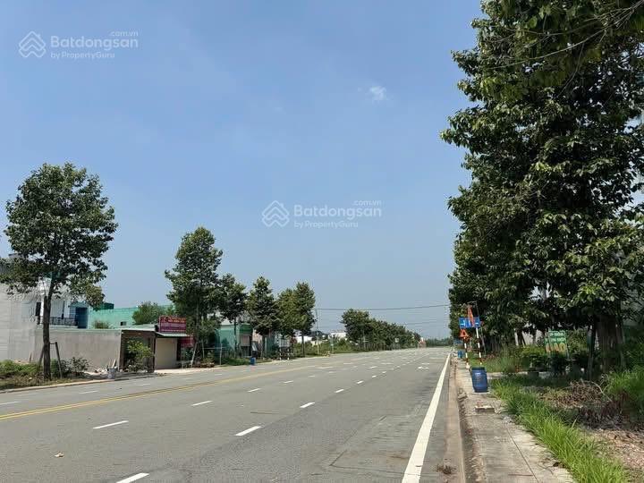 Bán gấp lô hoà lạc 140m2. mt8m, gần metro5, đh fpt, ql 21, khu cnc chỉ 3,2 tỷ