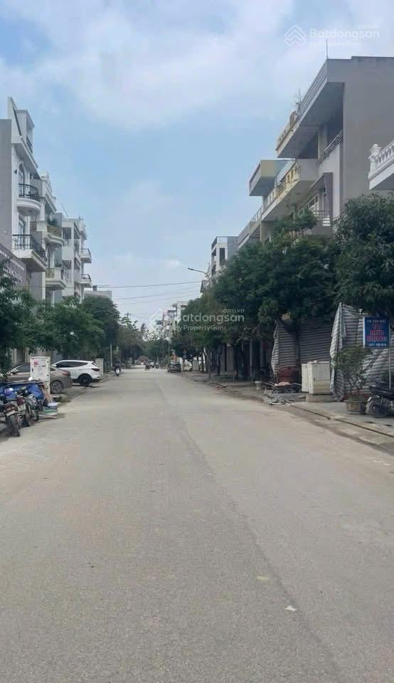 Bán nhanh lô 145m hạ bằng hoà lạc, gần đl thăng long, gần khu cnc, đh fpt chỉ 3,2 tỷ