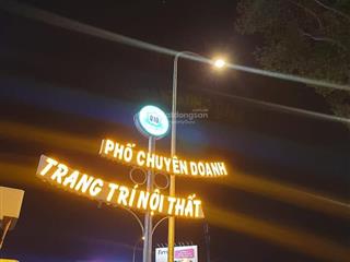 Mặt tiền ngô gia tự cho thuê nguyên căn