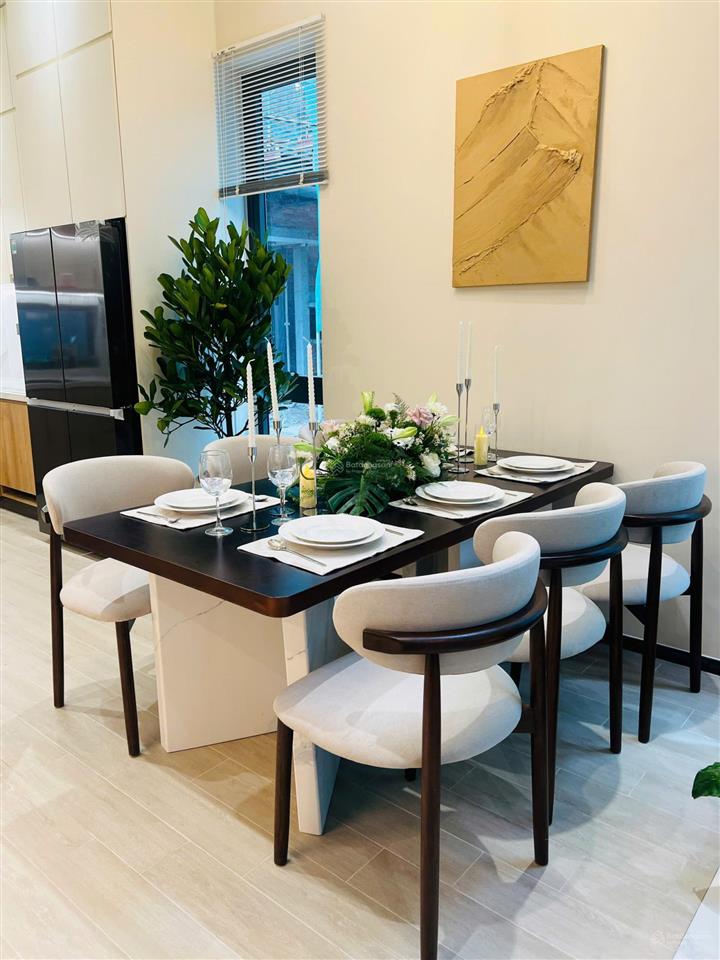 Bán căn the meadow 105m2  thanh toán chỉ 3.2 tỷ nhận nhà ngay  còn lại trả chậm 24 tháng 0% ls.