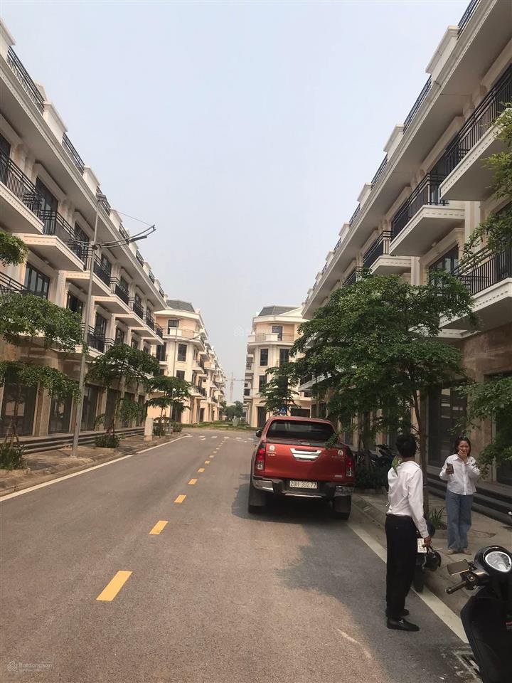 Nhận booking dự án mới shophouse 4 tầng chân đế 9 toà chung cư, kinh doanh cho chuyên gia thuê ngay