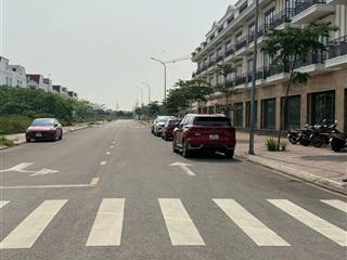 Bán shophouse 4 tầng, chân đế 9 toà chung cư, kinh doanh cho thuê bất chấp giá hơn 18tr/tháng