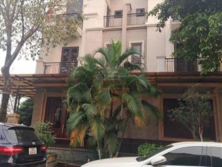Bán biệt thự song lập 135m2 trong khu đô thị singapore, gần ngay công viên trung tâm