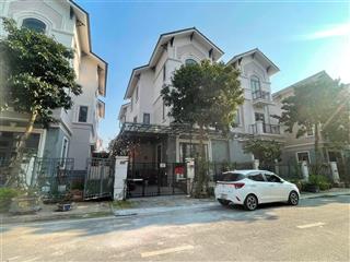 Bán biệt thự 135m2 trong khu đô thị singapore, vị trí đẹp như mơ, ở hay cho chuyên gia thuê luôn