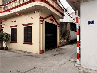 Bán đất hàng hiếm (lê văn hiến  học viện tc). 50m2, mặt tiền 5m, cách đường ô tô 5m giá 11 tỷ