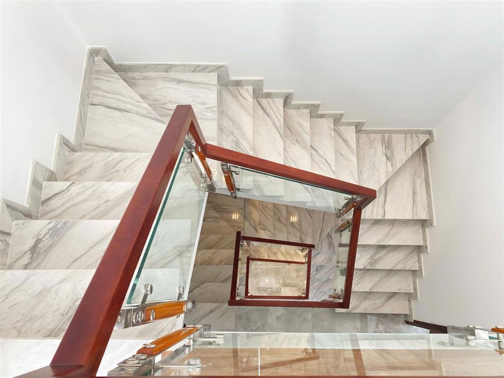 Bán nhà hẻm xe hơi đường an dương vương phường 16 quận 8