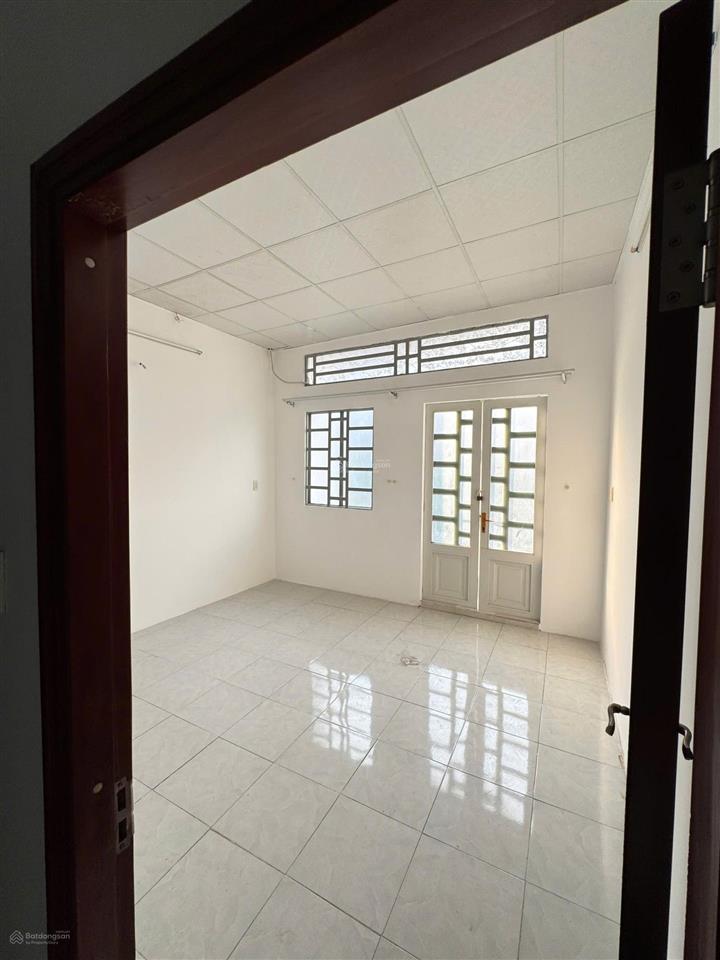 Bán nhà hẻm xe hơi đường nguyễn quý yêm cạnh kdc nam hùng vương