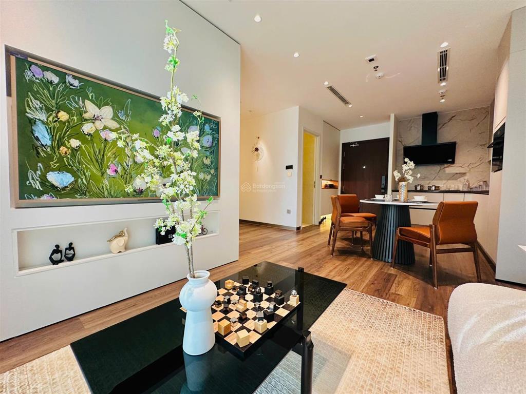 Cắt lỗ 200tr  căn 1n+ imperia sky park