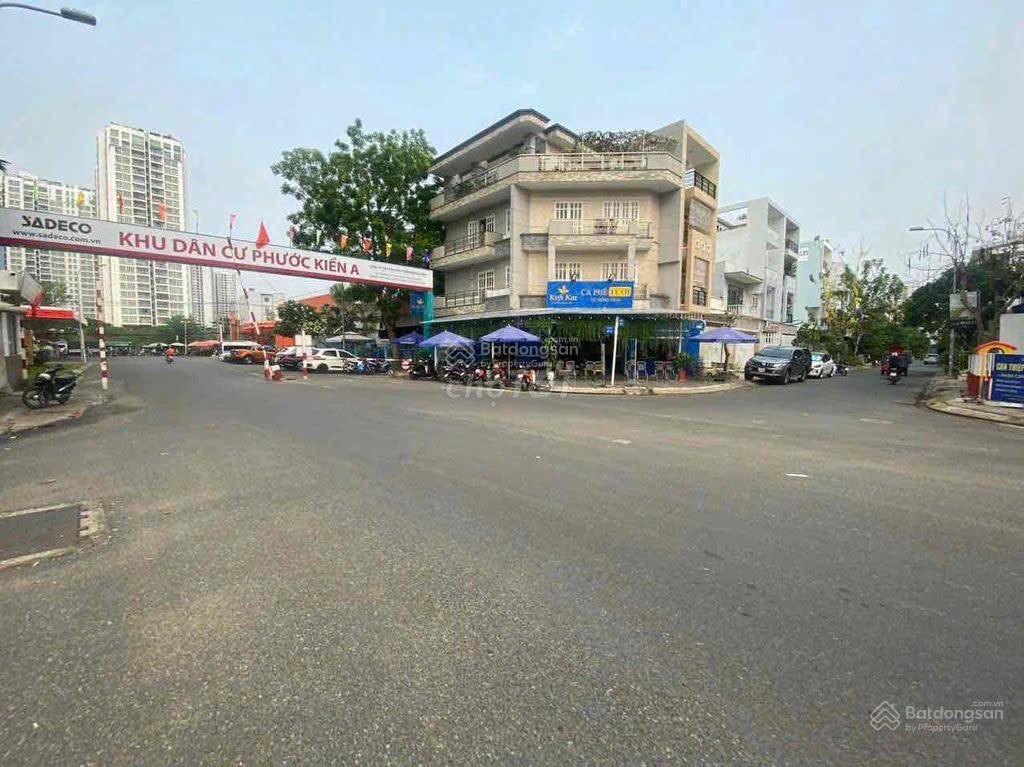 Nhà phố kdc sadeco gần rmit 4pn, có chỗ đậu ô tô, giá chỉ 14,5 triệu/tháng
