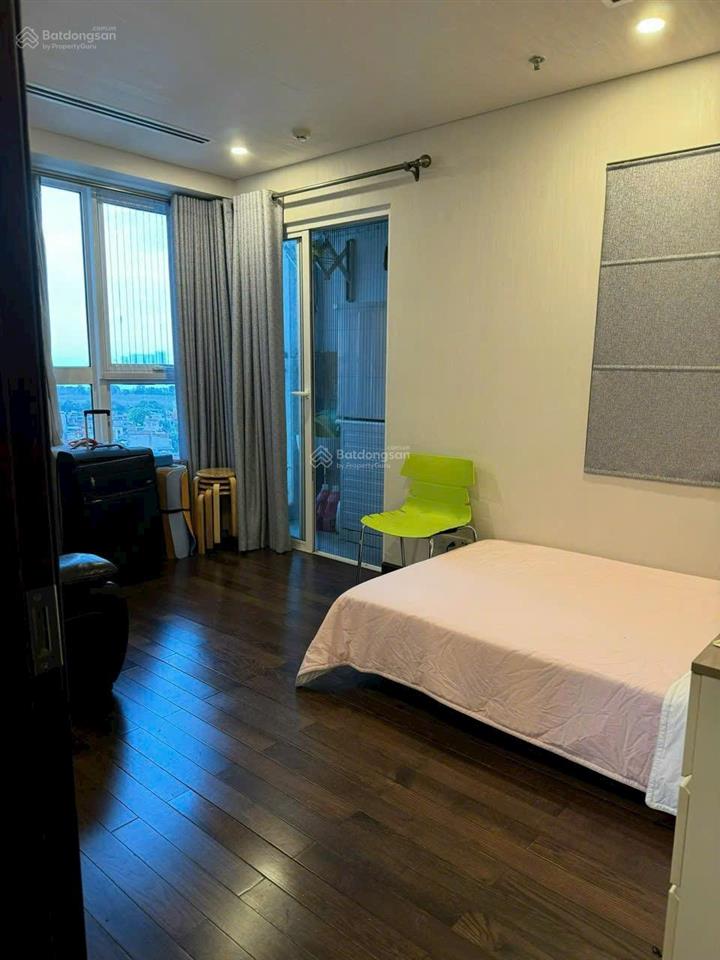 Cho thuê nhanh căn hộ 120m aqua central full nội thất 28 triệu tầng cao. 0914 772 ***