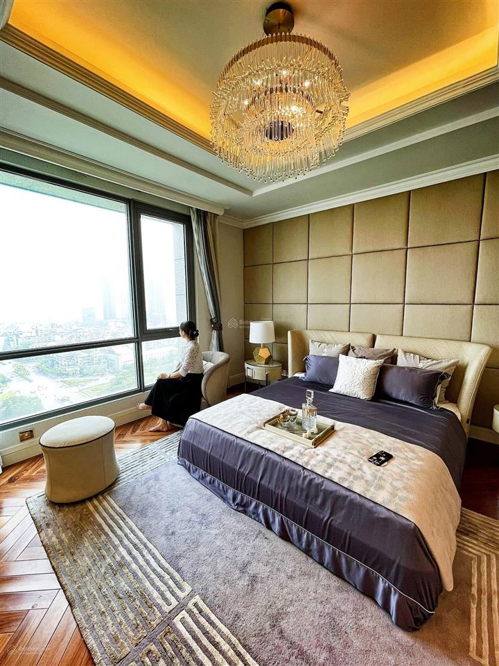 Cc bán nhanh căn 3 ngủ góc 146m view phố đi bộ đặng thai mai nội thất đầy đủ giá 2xtỷ 0914 772 ***