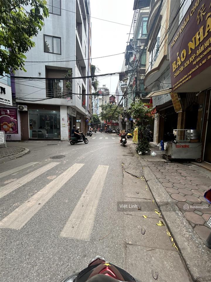 Mặt phố chùa quỳnh  31m2  mặt tiền 3.2m vỉa hè  giá 15 tỷ