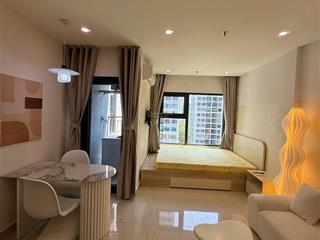 Bán căn studio 1 tỷ 760 / 34m2 sẵn nội thất khu the origami  vinhomes grand park