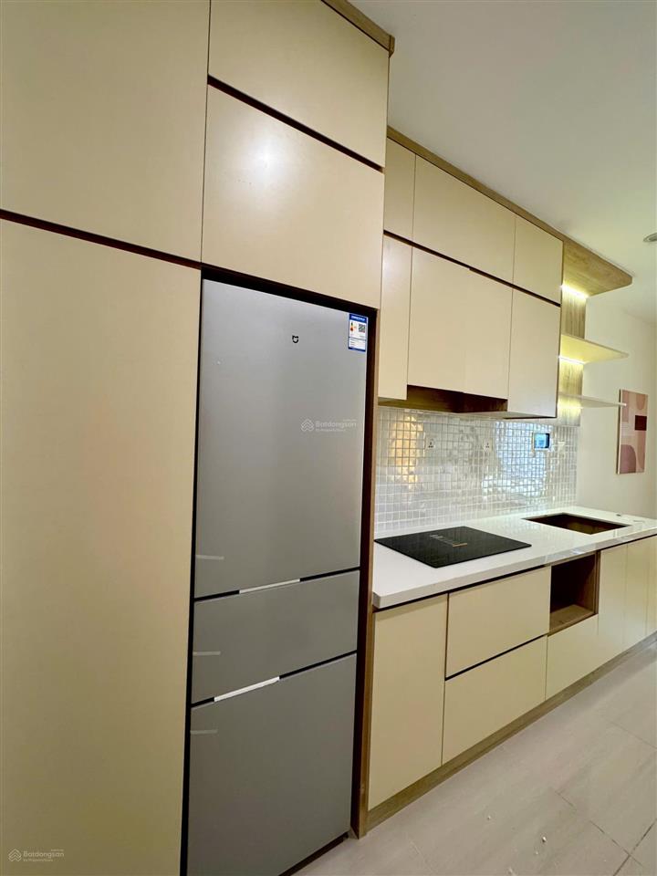 Bán căn studio 1 tỷ 760 / 34m2 sẵn nội thất khu the origami  vinhomes grand park