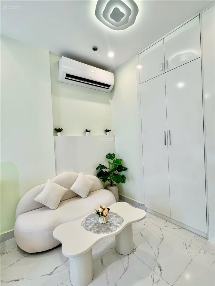 Giá chỉ 1,85 tỷ  deal hời studio the beverly solari, full nội thất, gần vincom mega mall
