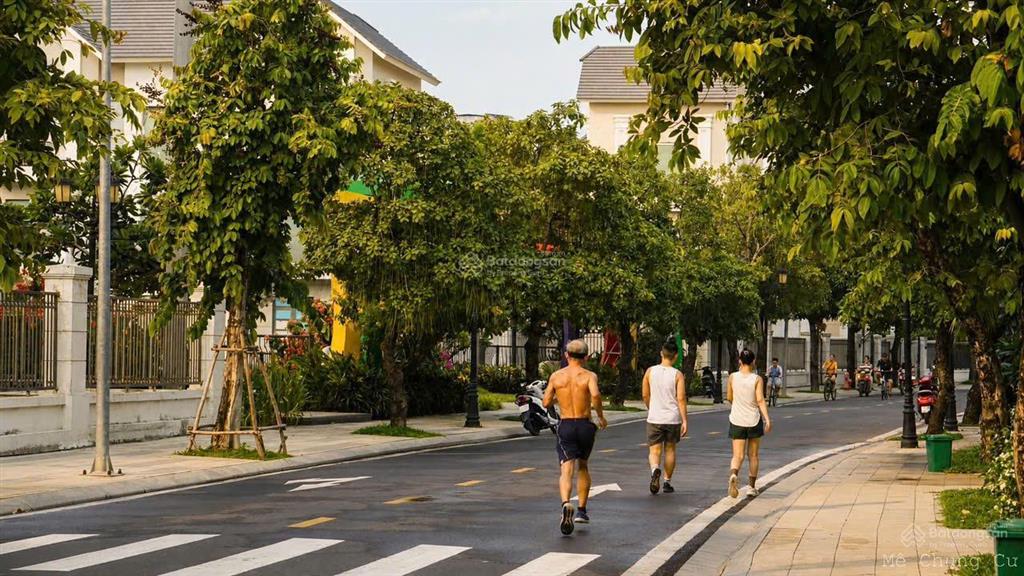 Bán căn 2pn 1wc | the rainbow + dt 59m² | giá 2,5 tỷ | tặng kèm nội thất | vinhomes grand park