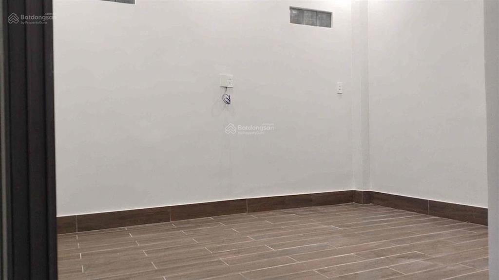 Nhà phố cách biển mân thái 150m