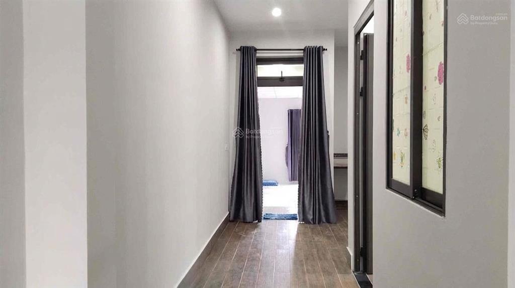 Nhà phố cách biển mân thái 150m