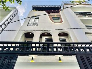 Căn nhà đang hot nhất lúc này. 2ty550tr 66m2 dòng tiền 18tr/tháng. sổ hồng riêng