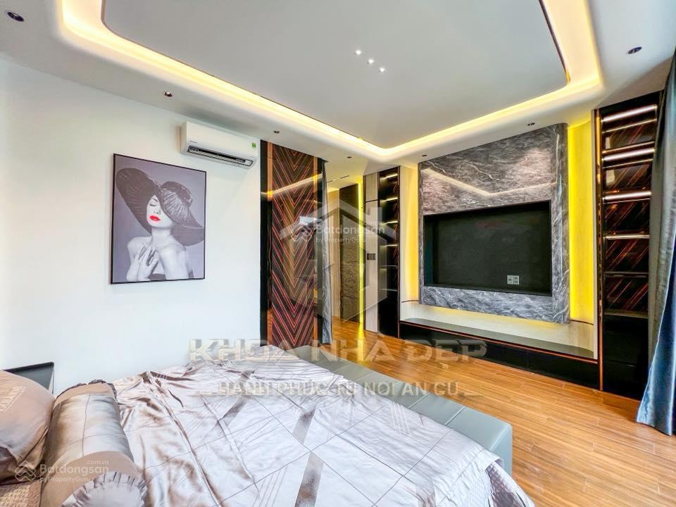 Chú duy cần bán nhà nguyễn xí p26 bình thạnh hđ thuê 19tr 80m2 hẻm 6m sổ hồng riêng