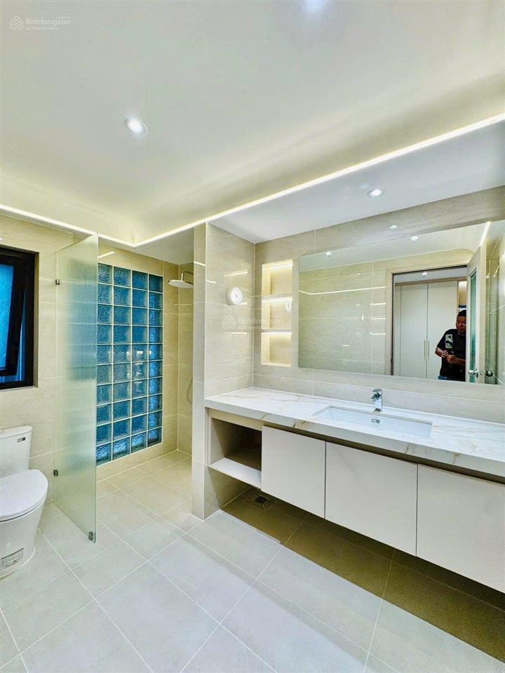 Một deal lớn nhất hiện tại ở tân phú. giá 3 tỷ800tr hẻm 5m, dt 75,5m2, hđ thuê 21tr sổ hồng riêng