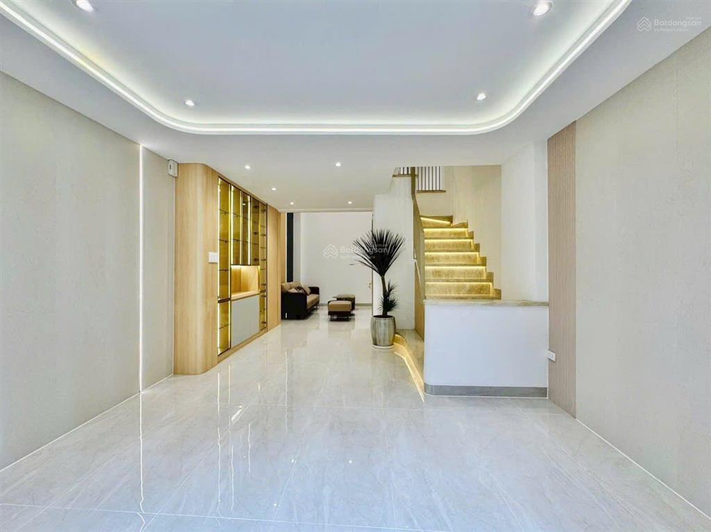 Một deal lớn nhất hiện tại ở tân phú. giá 3 tỷ800tr hẻm 5m, dt 75,5m2, hđ thuê 21tr sổ hồng riêng