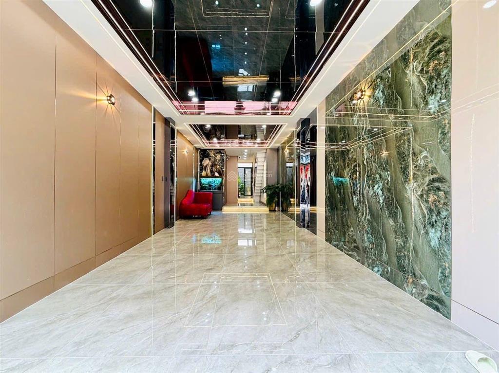 Bán gấp nhà dì 8 thảo điền nhà hiện đại. dt 85m2, hẻm 5m hđ thuê 19tr. sổ hồng riêng