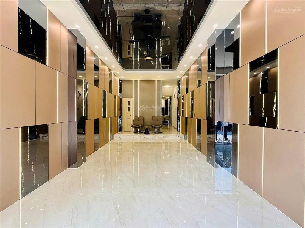 Bán nhà hẻm xe hơi 6m đậu trước nhà. phan xích long, pn. dt 82,5m2, giá thuê 19tr shr