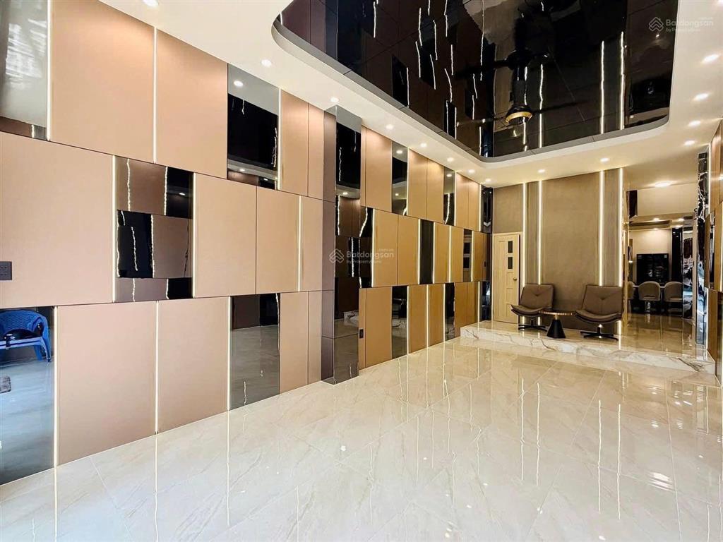 Bán nhà hẻm xe hơi 6m đậu trước nhà. phan xích long, pn. dt 82,5m2, giá thuê 19tr shr