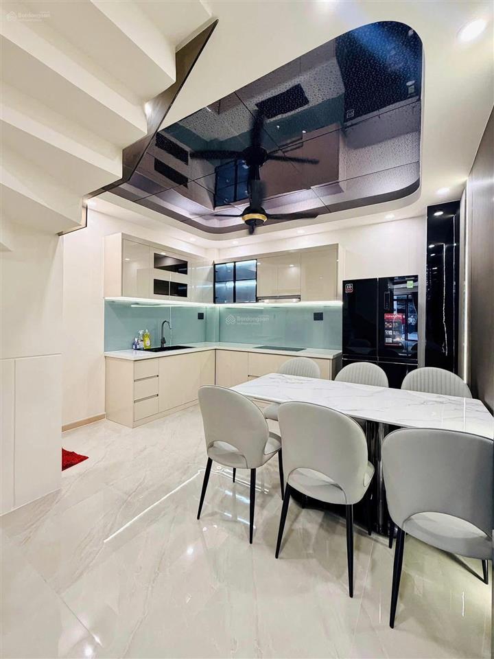 Bán nhà hẻm xe hơi 6m đậu trước nhà. phan xích long, pn. dt 82,5m2, giá thuê 19tr shr