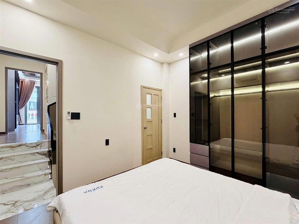 Bán nhà hẻm xe hơi 6m đậu trước nhà. phan xích long, pn. dt 82,5m2, giá thuê 19tr shr